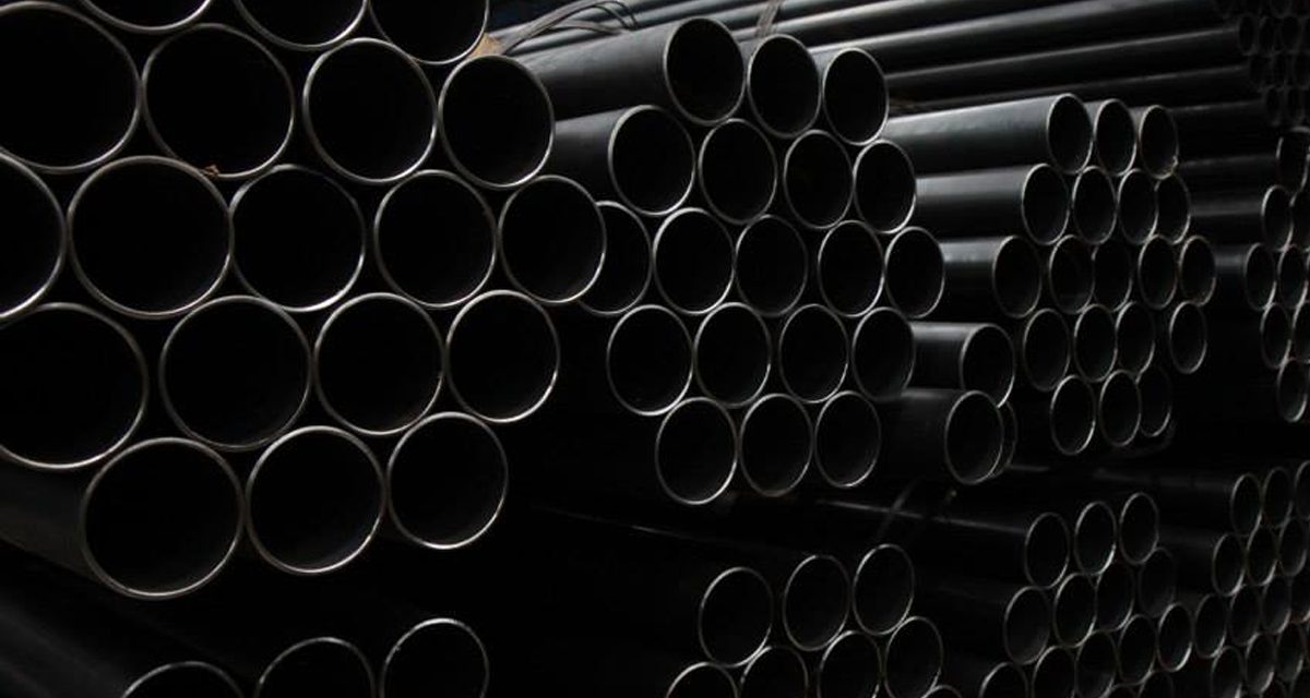 Top 5 Applications of ERW Pipes in Construction & Industry